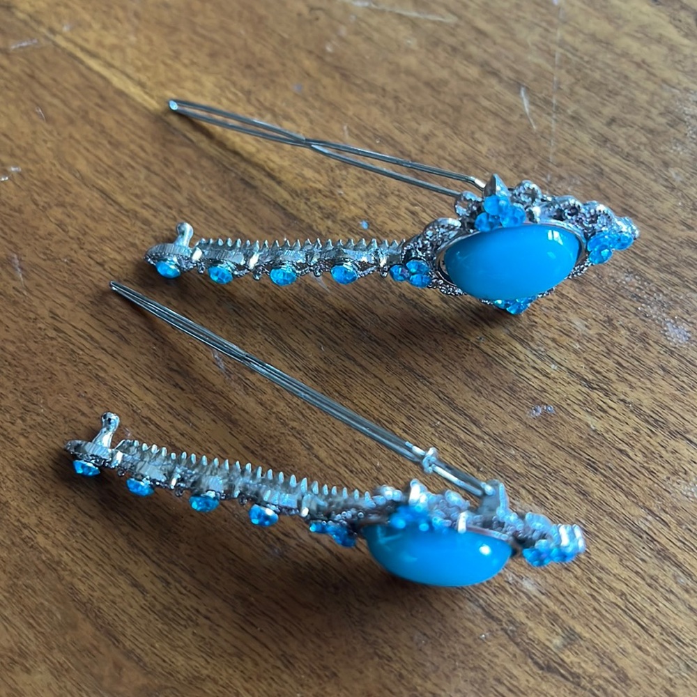Metallic Rhinestones Hair Clips - Picture 8 of 8